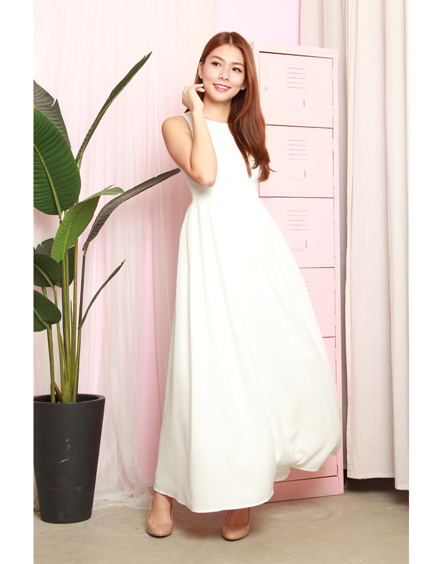 Avery Maxi Dress in White