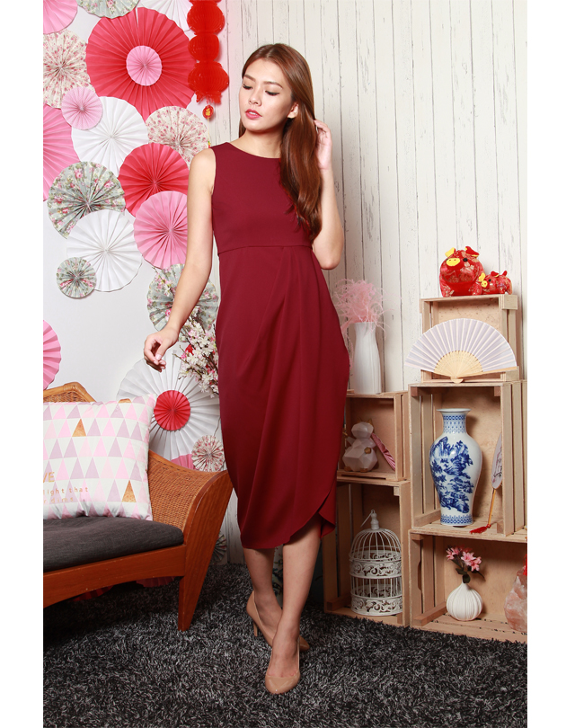 Tara Dress in Dark Red